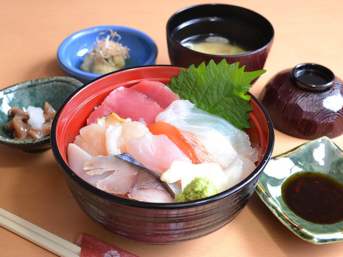 びえい和牛と旬彩　炭火割烹　亀鶴