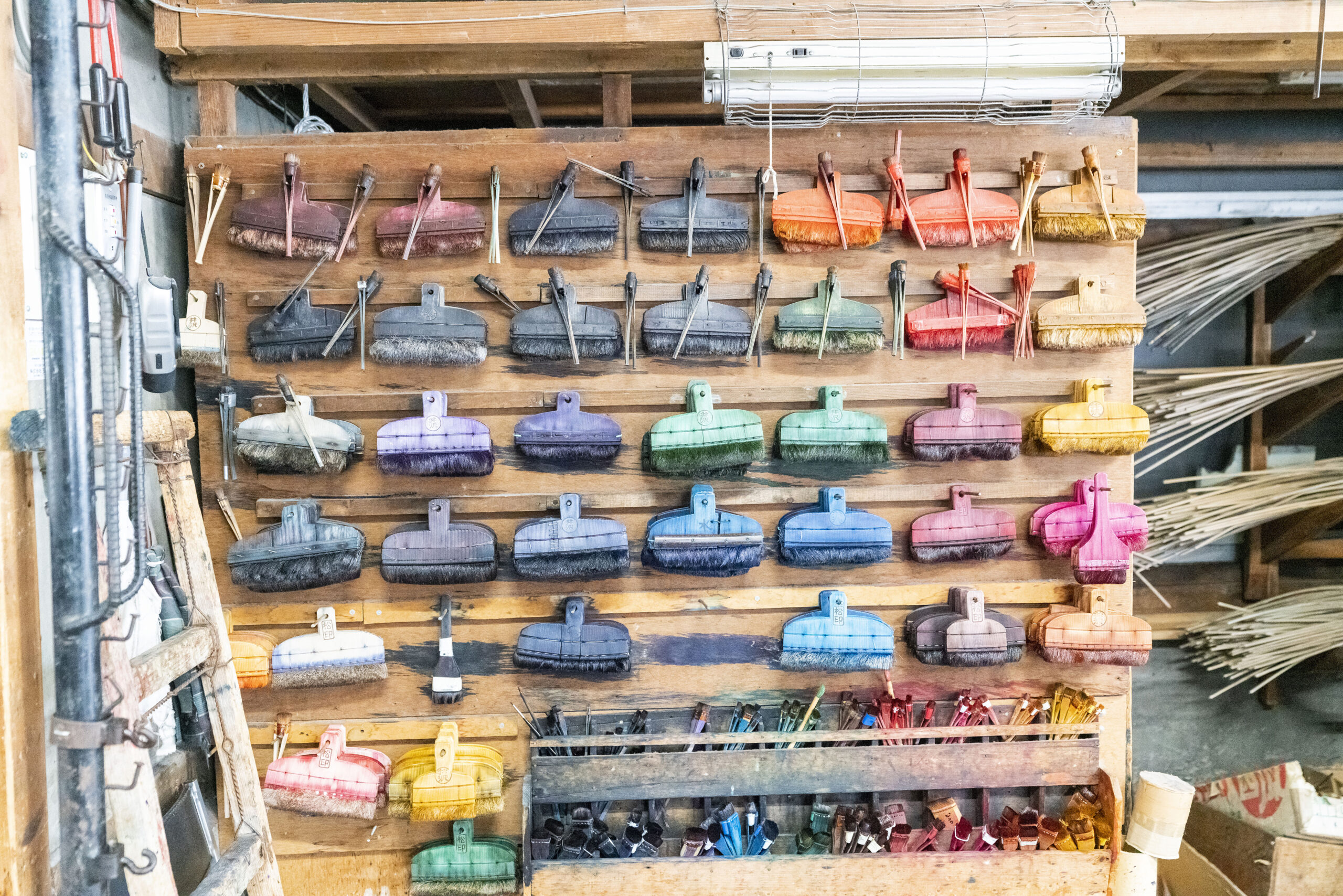 【旭川駅周辺・親子で楽しむ】近藤染工場で「刷毛引き本染め」風呂敷作り（2人1組）