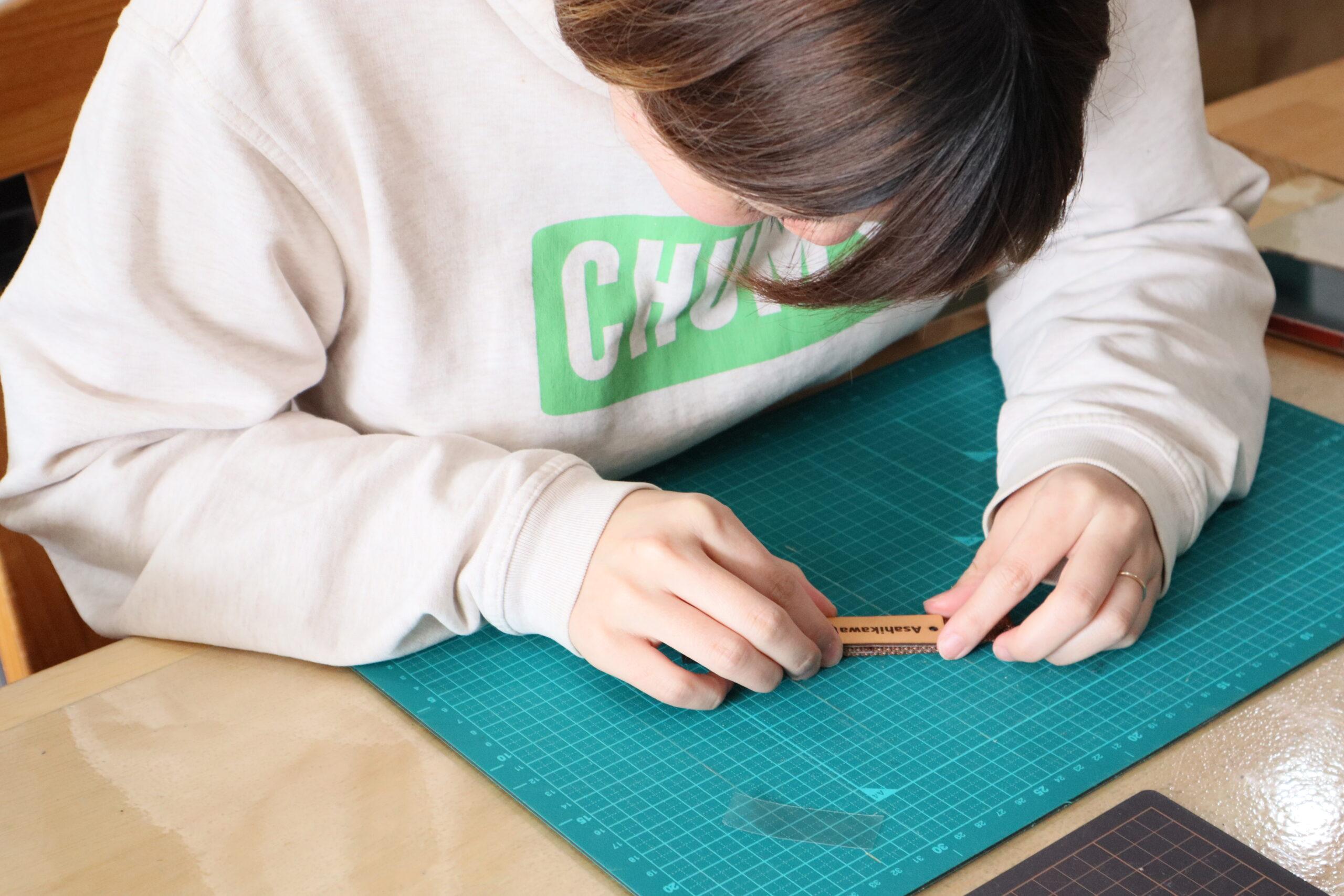 [아사히카와 공예 체험] 홋카이도만의 독특한 경험! 곰 종 제작 경험