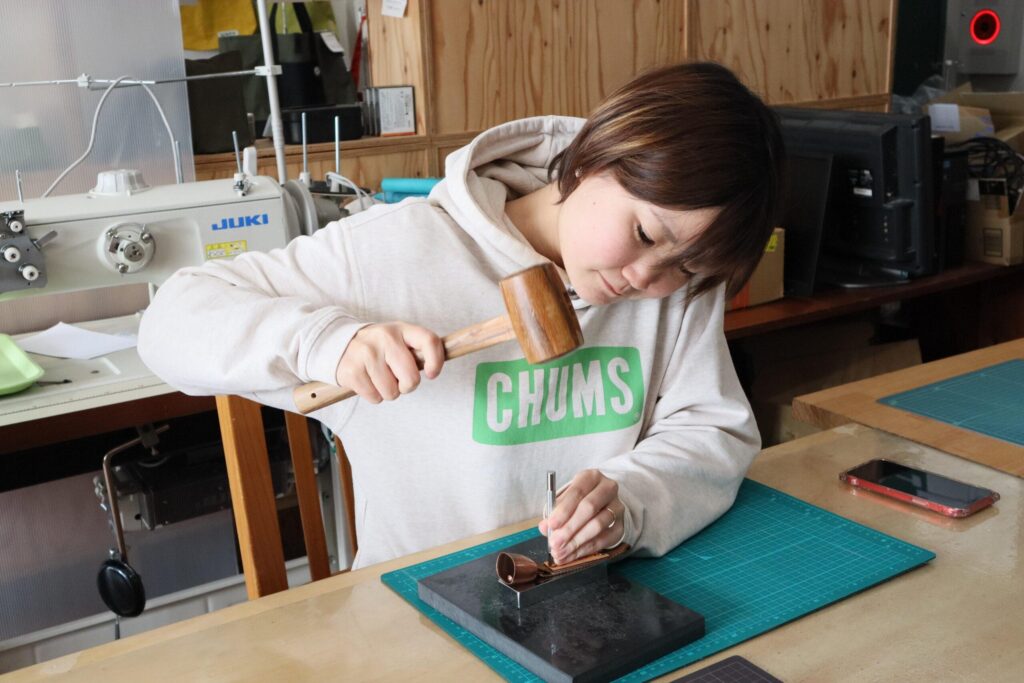 [아사히카와 공예 체험] 홋카이도만의 독특한 경험! 곰 종 제작 경험