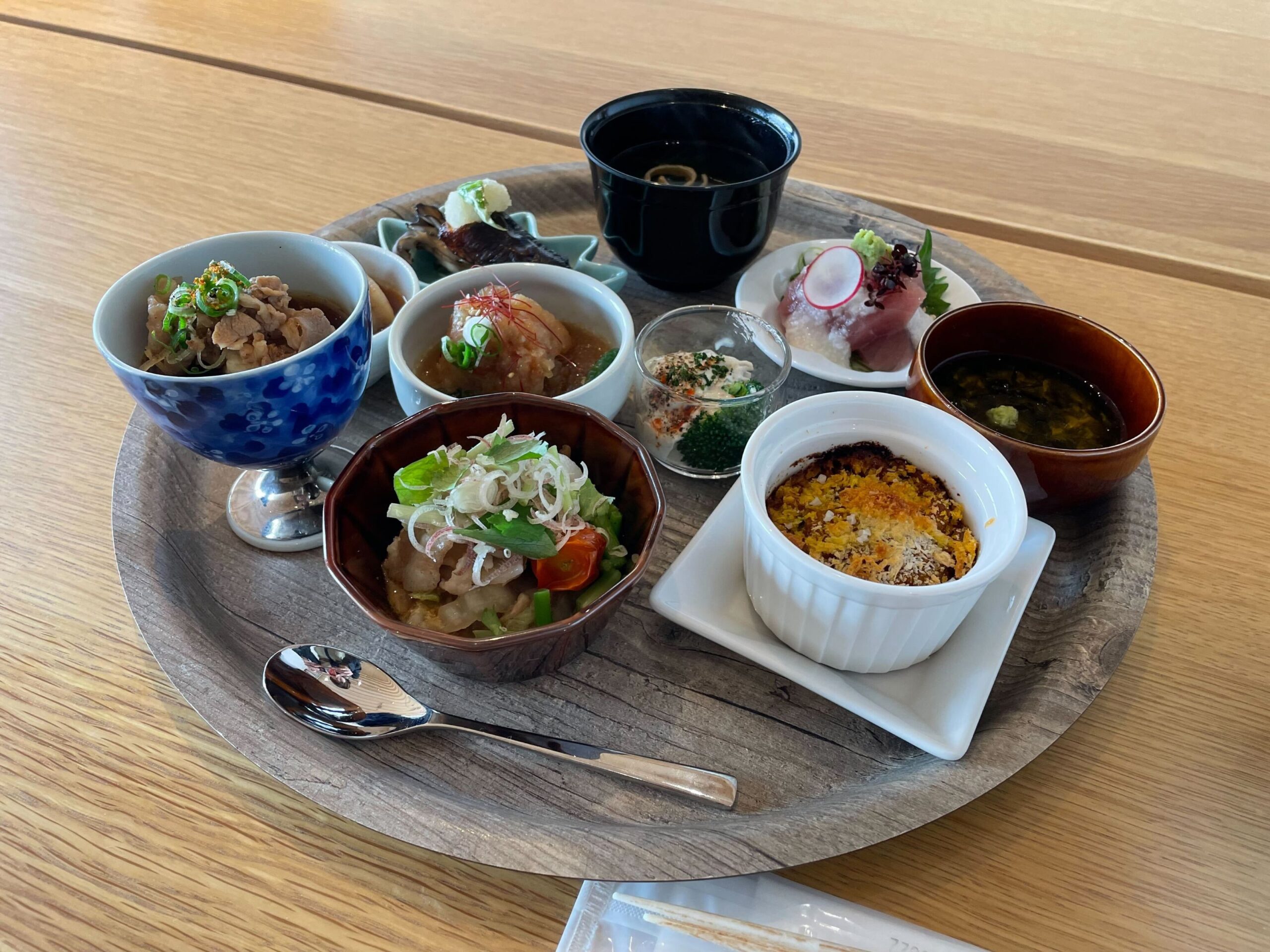 キトウシの森　きとろん