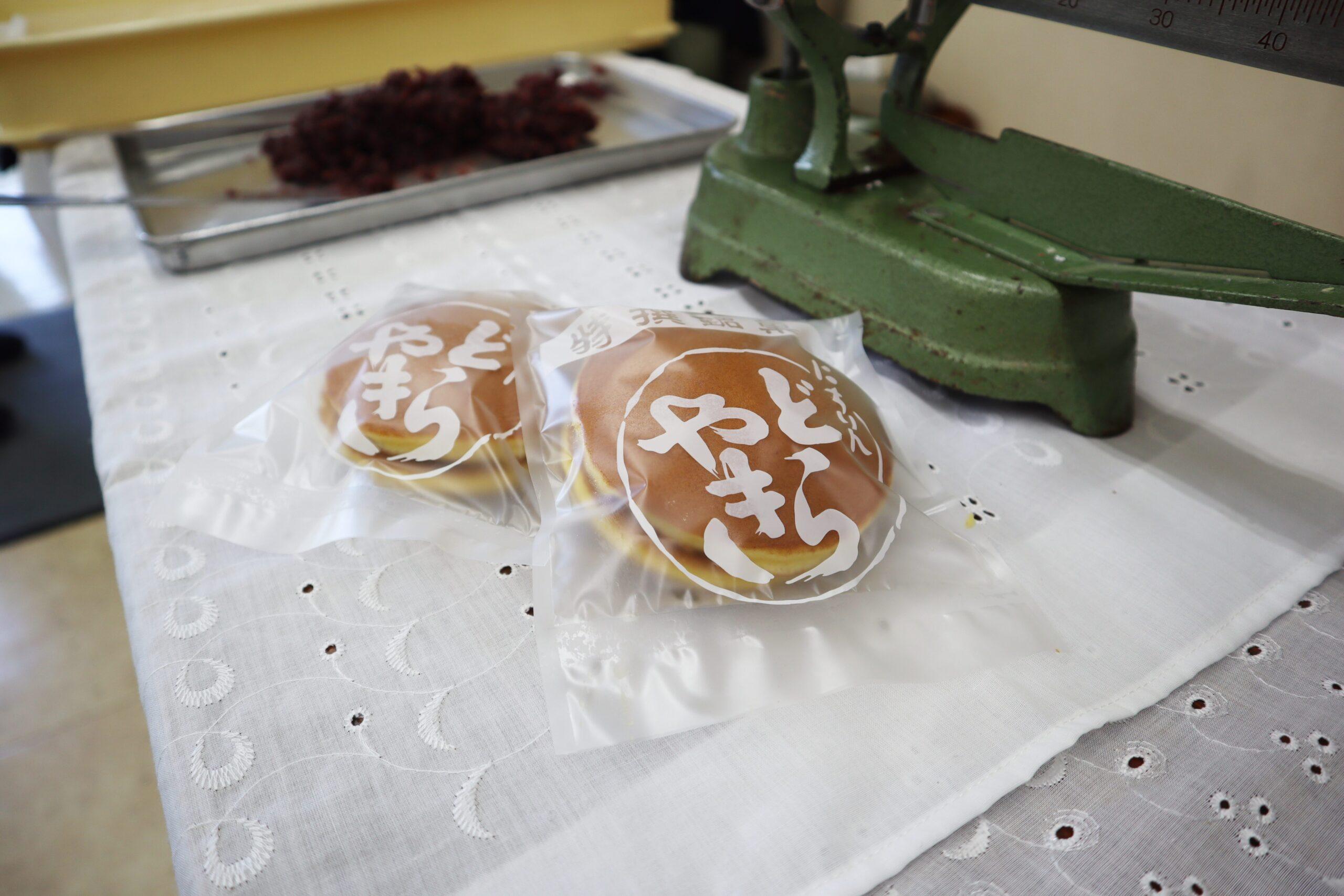 【Asahikawa Japanese confectionery making】Experience making dorayaki at the long-established confectionery shop “Nichirin”