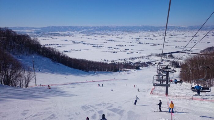 キャンモアスキービレッジ