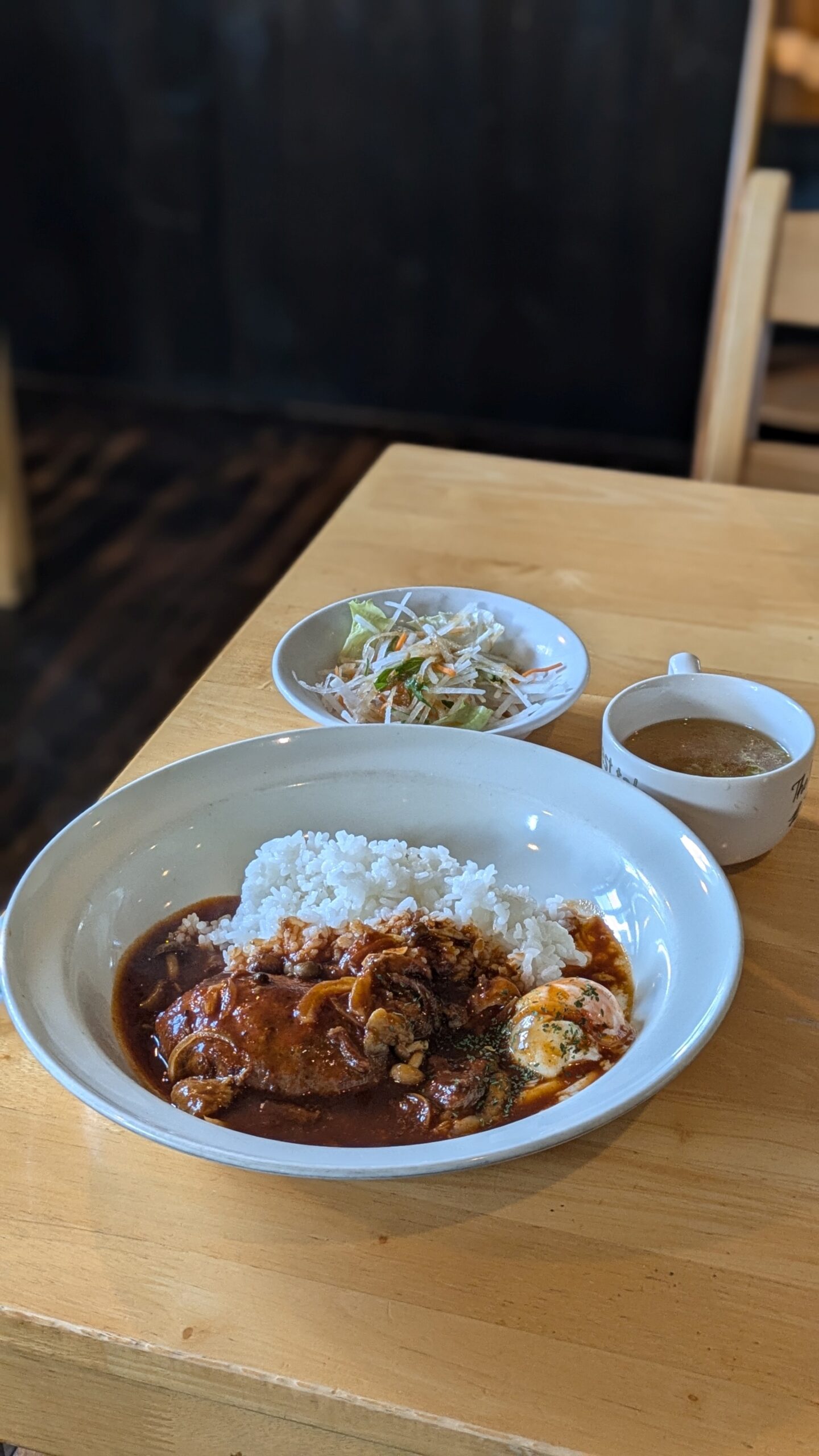 洋食屋　くぅふく倉庫