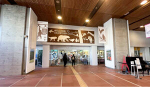 JR旭川駅東改札口向かい