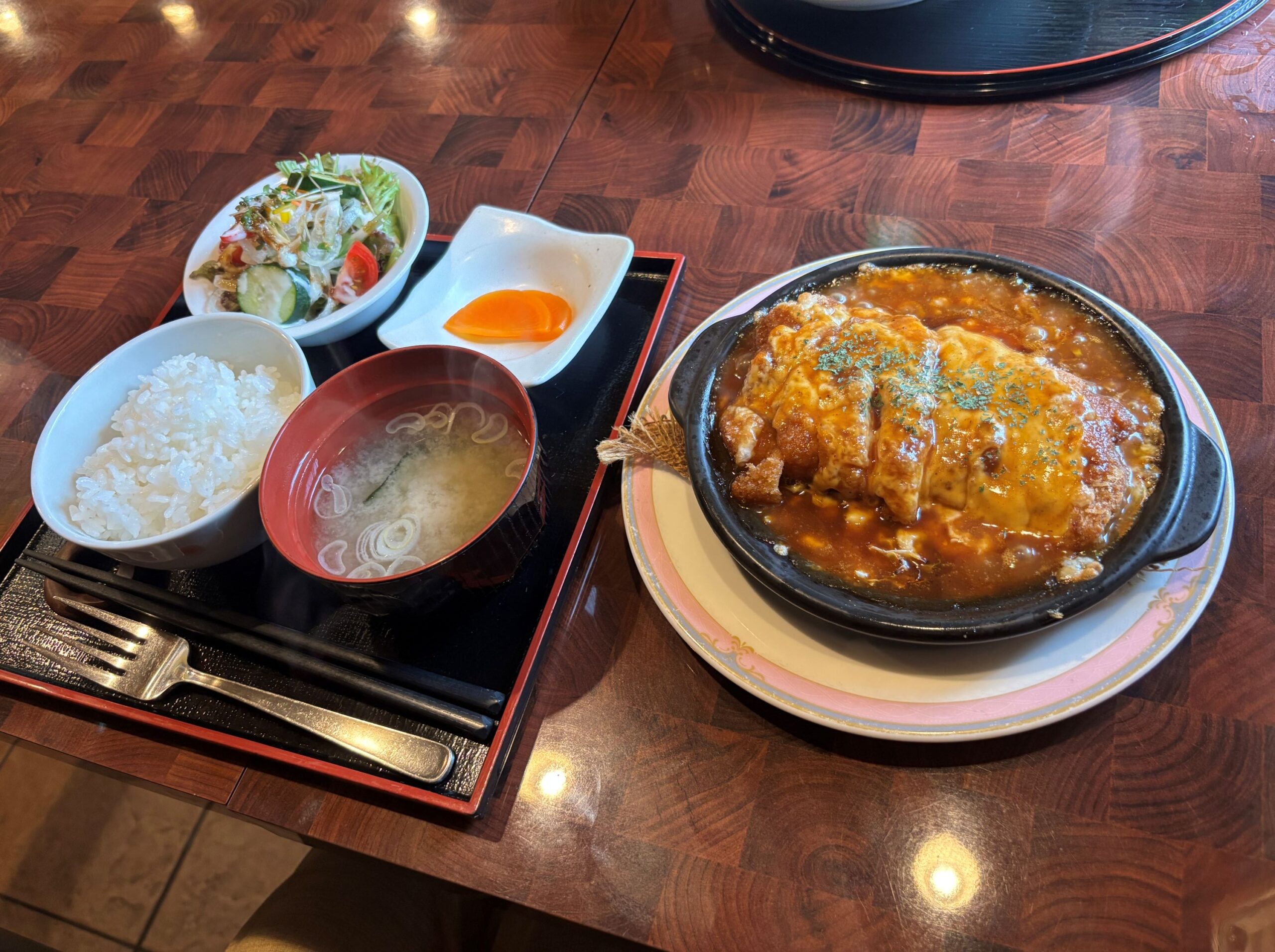 路地裏厨房　グランビア